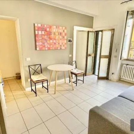 Tarra Place Milan Exterior photo